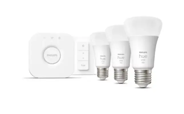 Akció Philips Hue - Okos készlet 3 izzóval, Bridge híddal és távirányítóval 929002469204